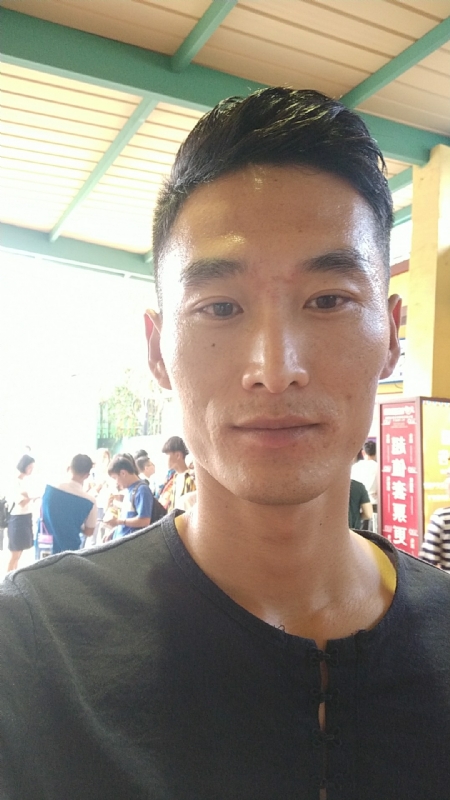 难得糊涂的第一张照片--辽宁交友中心