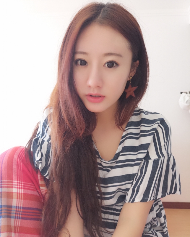 没有故事的女同学的第二张照片--辽宁交友中心