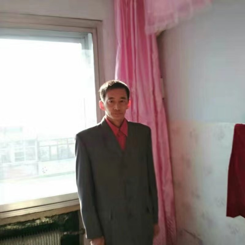 阳光明媚的第一张照片--辽宁交友中心