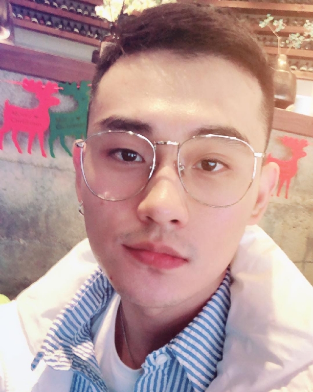 胡强很孤单的第一张照片--辽宁交友中心