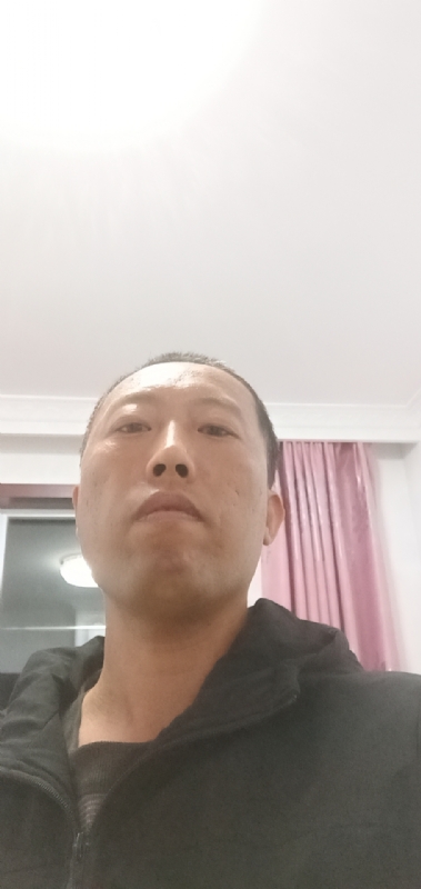 月上云端的第一张照片--辽宁交友中心