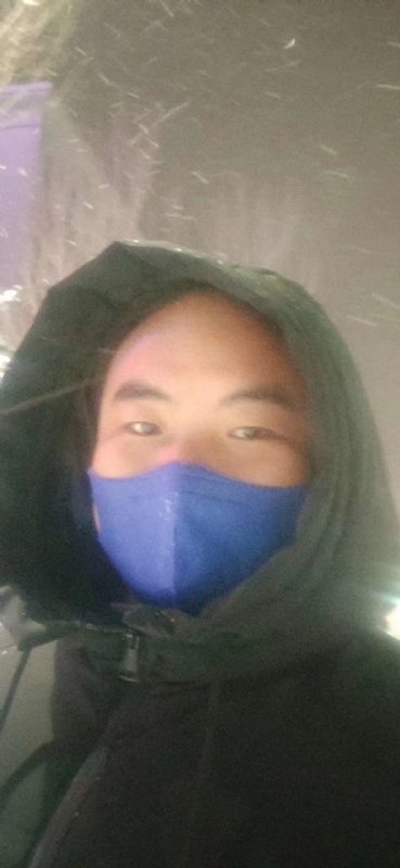 海子的第一张照片--辽宁交友中心