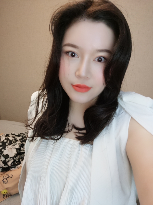 璐璐的第一张照片--辽宁交友中心