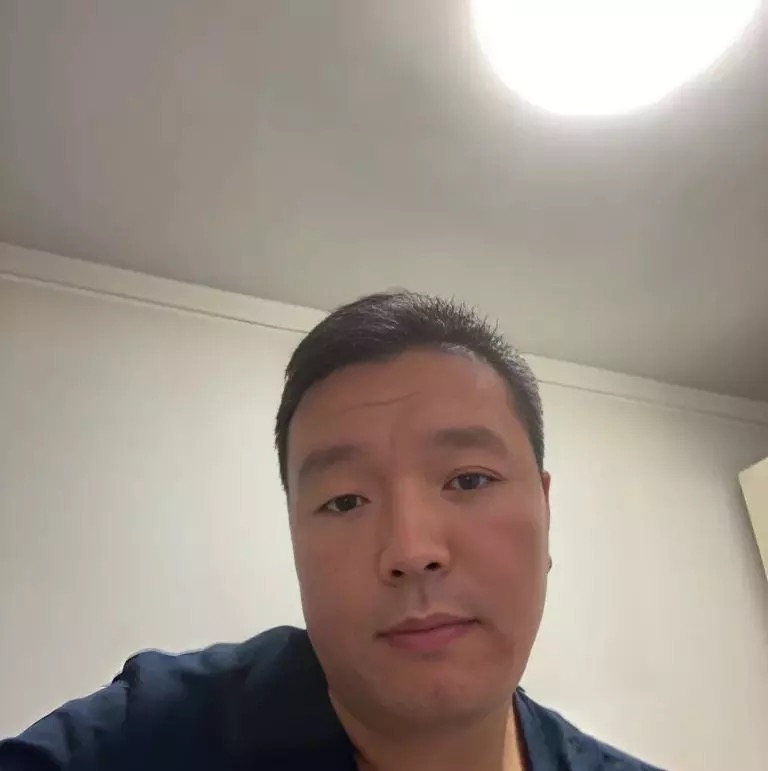 穿唐装的松鼠的第一张照片--辽宁交友中心