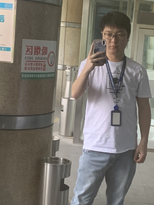 潜伏的第一张照片--辽宁交友中心